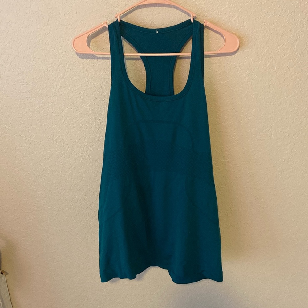 Lululemon Tank